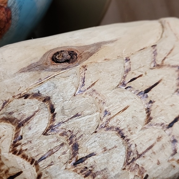 Primitive hand carved wooden owl figurine - Picture 6 of 16